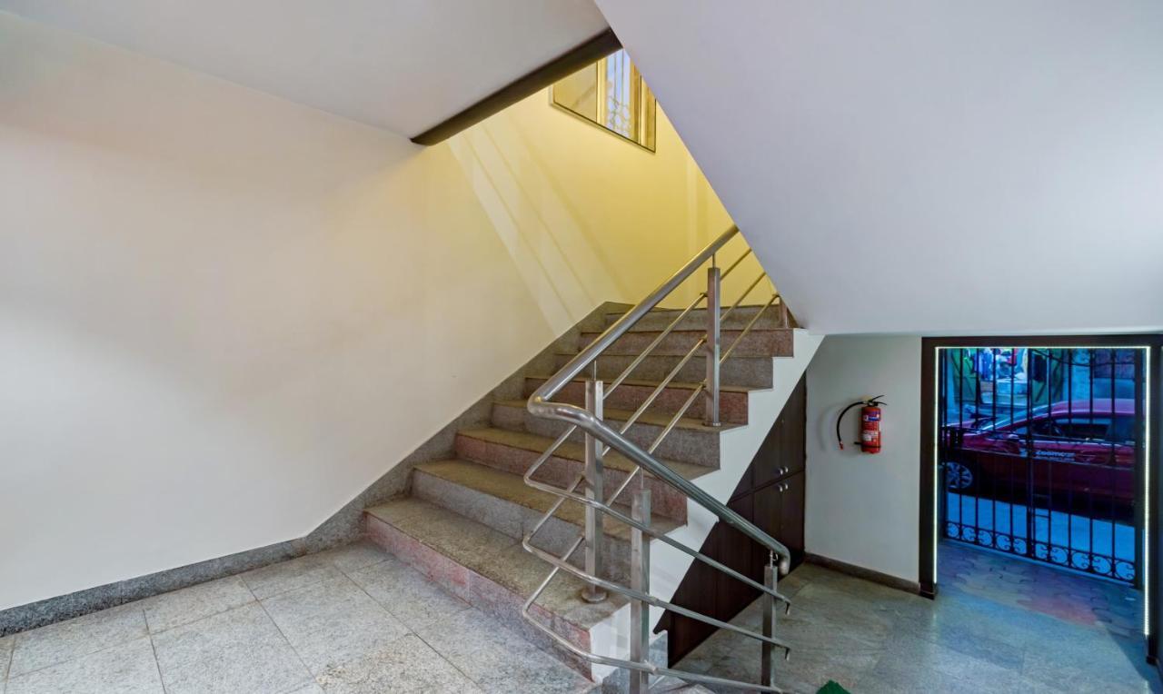 Itsy Hotels Neeranand Plaza Kalkuta Zewnętrze zdjęcie