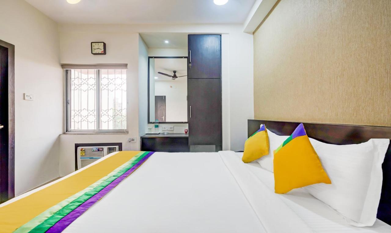 Itsy Hotels Neeranand Plaza Kalkuta Zewnętrze zdjęcie